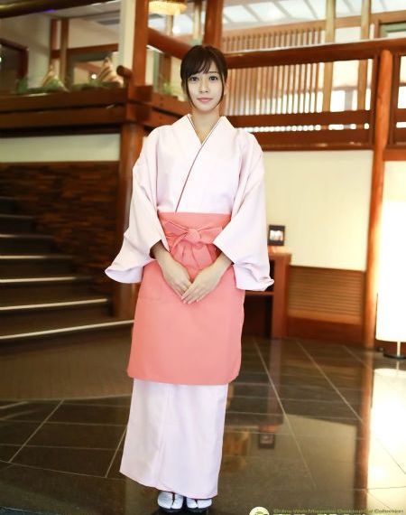 日韩内衣文胸_DVD高清电影在线