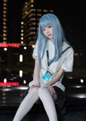国产眼镜女_超清电影在线看